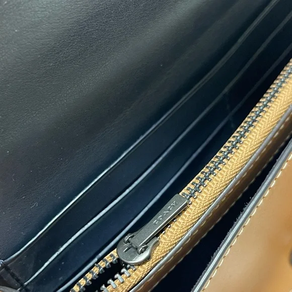 (new+card) Coach turnlock crossbody /clutch leather trim